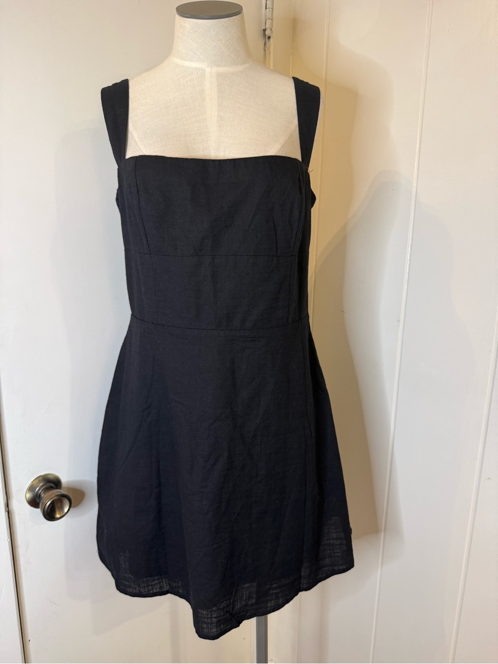 Classic Black Square-Neck Women’s Dress Size 14 NWT
